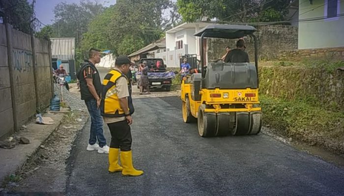 Dinas PU Sukabumi Tambal 1.000 Meter Jalan Parungkuda-Langbow, Jaga Kelancaran Akses Warga