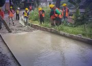 Jalan Pakuwon-Cipeuteuy Dibeton, PU Sukabumi Pastikan Lebih Tahan Lama