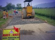 Dinas PU Sukabumi Rekonstruksi Jalan Nyomplong-Ciwaru dengan Anggaran Rp 1,8 Miliar