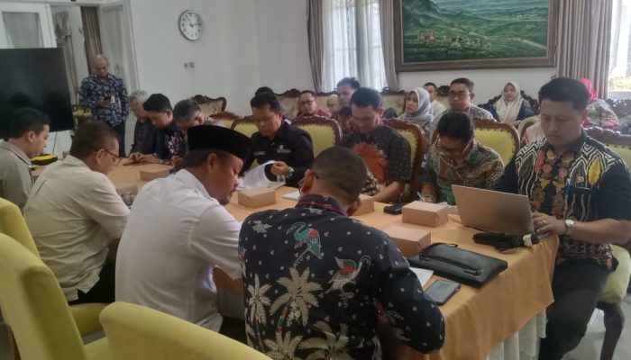 DPRD Kab Sukabumi Gelar Raker Membahas Raperda RPJMD 2025-2029