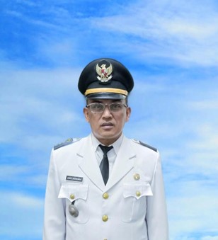 Camat Sukabumi Drs.Asep Suhenda