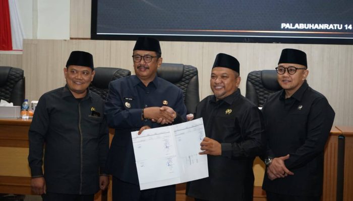 DPRD dan Pemkab Sukabumi Bersama Sepakati Raperda Perubahan APBD Tahun 2025