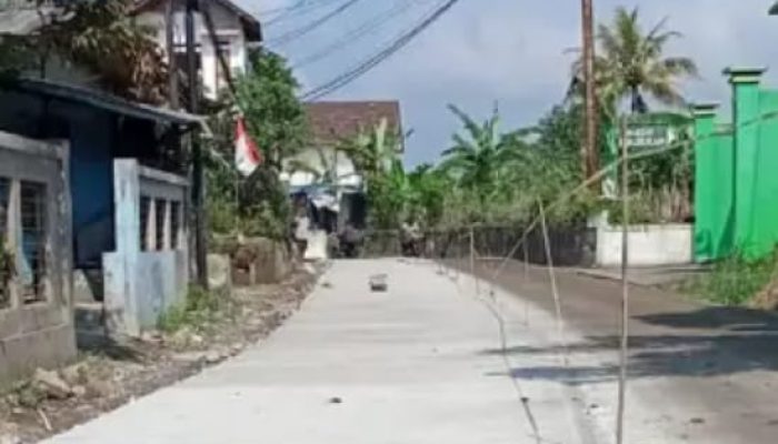 Betonisasi Jalan Benda–Duren Gede di Kutajaya Cicurug Dimulai, DPU Kabupaten Sukabumi Sampaikan Hal ini