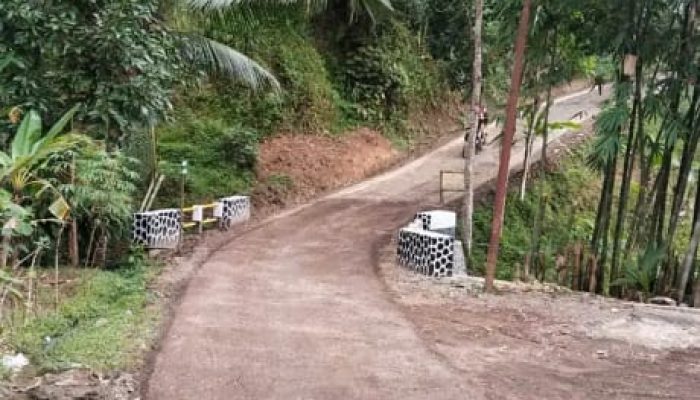 Dinas PU Kabupaten Sukabumi Tuntaskan Perbaikan Jalan Sagaranten–Pasirbandung