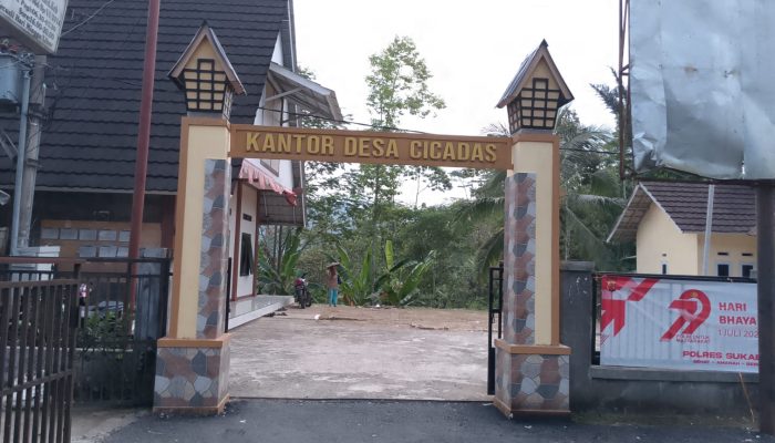 PROFIL DESA CICADAS KECAMATAN CISOLOK, POTENSI PENGEMBANGAN DAN PELESTARIAN BUDAYA ADILUHUNG SUNDA