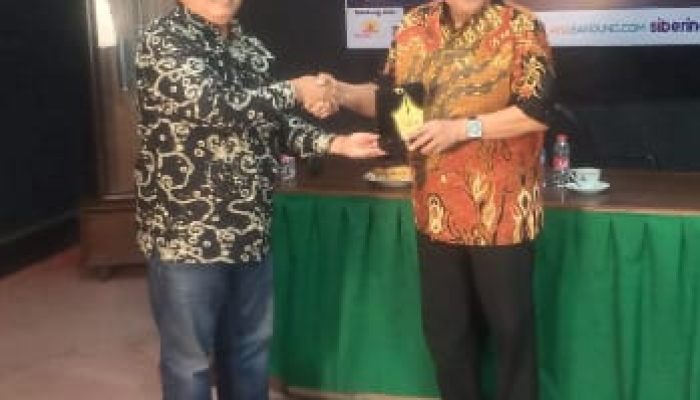 Dialog Nasional SMSI Arahkan Pandangan ke HPN 2026: Mengupas Tuntas Konflik antara Tren Media Digital dan UU ITE