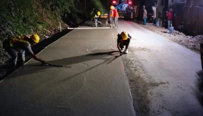 Dinas PU Sukabumi: Ruas Jalan Nagrak-Cibadak Dibeton dalam Program Rekonstruksi Jalan.