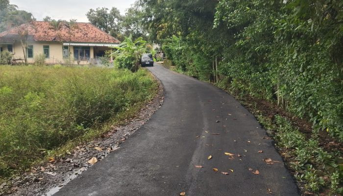 Komitmen Peningkatan Kualitas Infrastruktur di Pedesaan, Disperkim Realisasikan Pembangunan Jaling di Pasiripis
