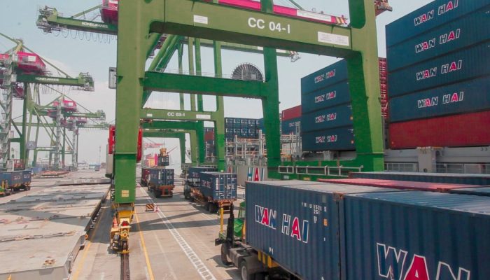 Oktober 2025, PT Terminal Teluk Lamong Catat Arus Petikemas Melonjak 6,5%