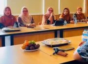 Kadis KUKM Sri Hastuty Ikuti Rapat Dekranasda, Bahas Evaluasi Program 2025 & Susun Rencana Kerja 2026