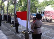 Polres Kepulauan Seribu Gelar Upacara Hari Ibu, Kapolres Pimpin Langsung dan Beri Penghormatan untuk Polwan