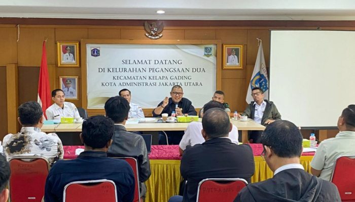 Wakil Walkot Jakut Dorong Dialog Terkait Antena di Pegangsaan Dua