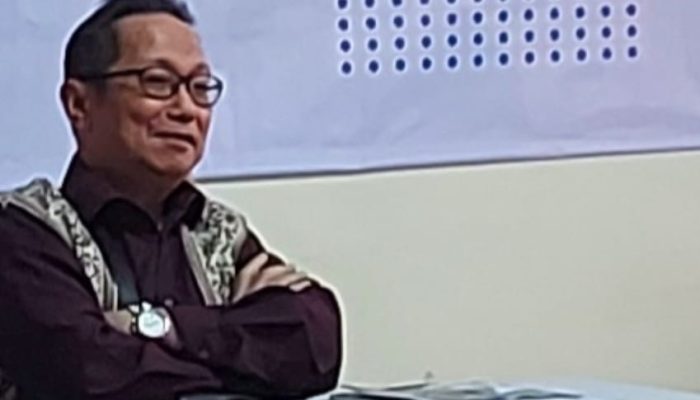 Menikmati Puisi Kritis “Tetaplah Bodoh” Karya Fathul Wahid