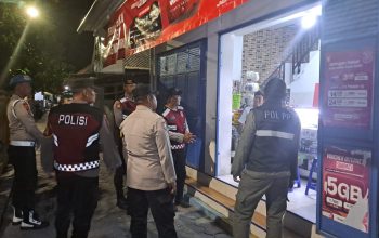 Polsek Kepulauan Seribu Utara Gelar Patroli Malam Gabungan, Perkuat Siskamling Cegah Guantibmas