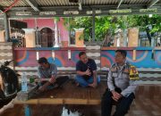 Bhabinkamtibmas Pulau Lancang Ajak Warga Jaga Kamtibmas dan Sosialisasikan Layanan 110