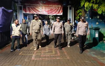 Patroli Malam Gabungan Polsek Kepulauan Seribu Selatan Bersama TNI dan Satpol PP, Perkuat Siskamling Cegah Guantibmas