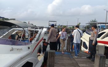 Strong Point di Dermaga Marina Ancol, Polres Kepulauan Seribu Pastikan Libur Panjang Wisatawan Aman dan Nyaman