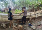 Bhabinkamtibmas Pulau Sabira Ajak Warga Jaga Kamtibmas dan Sosialisasikan Layanan 110