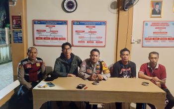 Patroli Malam Gabungan, Polsek Kepulauan Seribu Selatan Perkuat Siskamling dan Sosialisasi Layanan 110