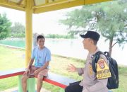 Bhabinkamtibmas Pulau Kelapa Perkuat Sinergitas Bersama Warga dalam Menjaga Kamtibmas dan Keamanan Wisata