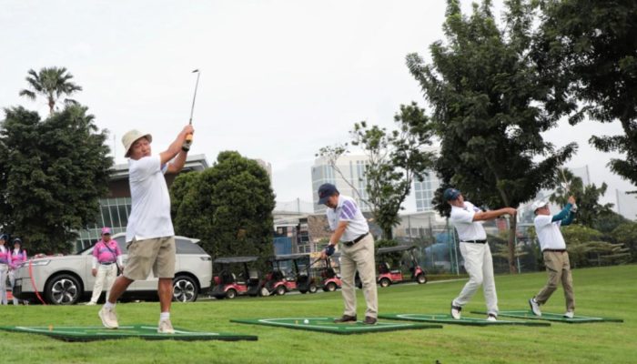Rano Karno Resmi Buka 8th INFOBANK Green Golf Tournament.
