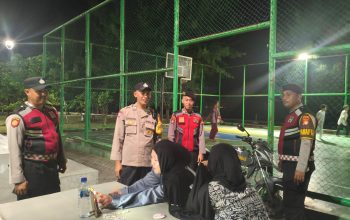 Patroli Malam Gabungan, Polsek Kepulauan Seribu Utara Perkuat Siskamling dan Sosialisasikan Layanan 110