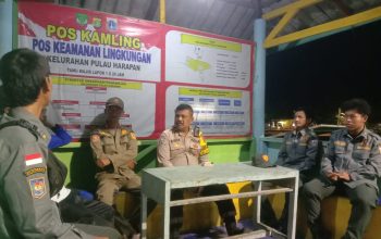 Patroli Malam Gabungan Polsek Kepulauan Seribu Utara Bersama TNI dan Satpol PP Perkuat Siskamling dan Cegah Guantibmas
