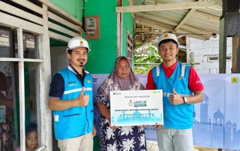 Menjemput Berkah, Program ‘Light Up The Dream’ PLN Sukabumi Terangi Rumah Kaum Duafa