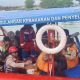 Evakuasi Heroik di Laut, Polsek Kepulauan Seribu Selatan Bersama Damkar Selamatkan 61 Penumpang KM Sumber Makmur