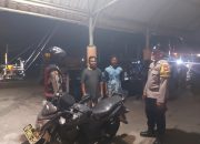 Patroli Malam Siskamling, Polsek Kepulauan Seribu Selatan Perkuat Keamanan dan Sosialisasikan Layanan 110