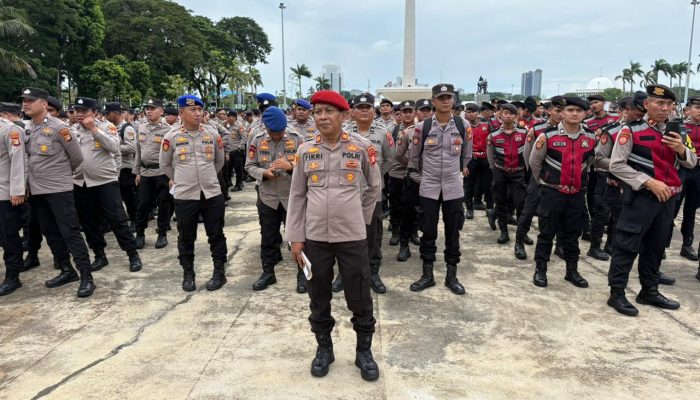 Polres Kepulauan Seribu Laksanakan Pengamanan Pasar Murah di Monas, Dukung Program Pasar Murah dari Istana untuk Rakyat