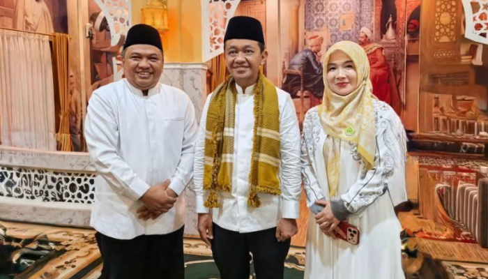 Ketua DPRD Kabupaten Sukabumi Dampingi Menteri ESDM dalam Safari Ramadhan