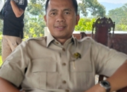 Anggota DPRD Kabupaten Sukabumi Bersama Pemdes Cijalingan Berkolaborasi Perbaiki Jalan Rusak