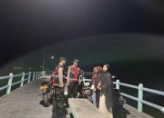 Patroli Malam Gabungan Polsek Kepulauan Seribu Selatan Sosialisasikan Layanan 110 untuk Cegah Gangguan Kamtibmas