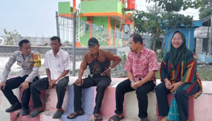 Bhabinkamtibmas Pulau Panggang Sosialisasikan Layanan Polri 110 Gratis 24 Jam kepada Warga