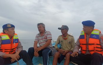 Patroli Dialogis Laut Satpolairud Polres Kepulauan Seribu, Antisipasi Kejahatan dan Jaga Kamtibmas Tetap Kondusif