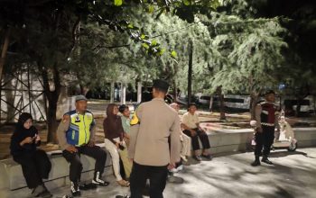 Patroli Malam Gabungan Polsek Kepulauan Seribu Utara, Antisipasi Tawuran dan Kejahatan Jalanan