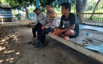 Bhabinkamtibmas Pulau Lancang Sambangi Warga, Sosialisasikan Layanan Polri 110 dan Perkuat Kamtibmas