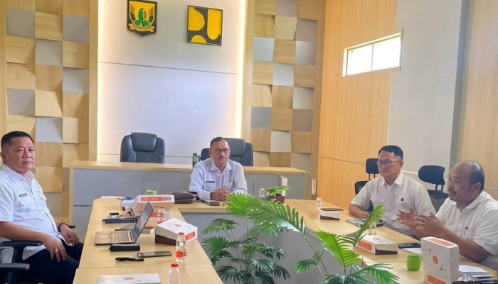 Uus Pirdaus Percepat Akreditasi Lab Konstruksi, Pastikan Proyek di Sukabumi Lolos Uji