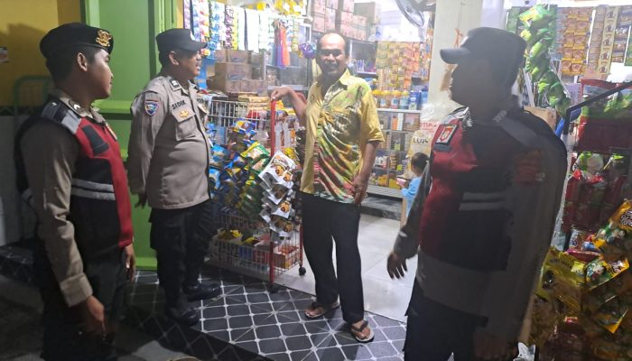Patroli Gabungan Polsek Kepulauan Seribu Utara Perkuat Siskamling, Cegah Guantibmas dan Sosialisasikan Layanan 110
