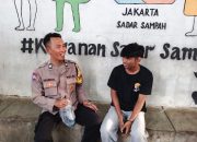 Bhabinkamtibmas Pulau Kelapa Pererat Silaturahmi dengan Warga, Layanan Polri 110 Disosialisasikan