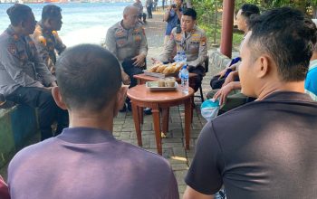 Kapolres Kepulauan Seribu Gelar Jumat Curhat di Pulau Sabira, Ajak Warga Aktif Jaga Kamtibmas dan Laporkan Premanisme