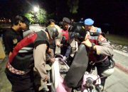 Patroli Gabungan Polsek Kepulauan Seribu Selatan Sosialisasikan Layanan 110 dan Barcode Pengaduan Masyarakat