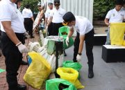 Polres Kepulauan Seribu Laksanakan Apel Pencanangan Kebersihan dan Pemilahan Sampah