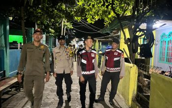 TNI-Polri Bersama Satpol PP dan Potmas Gelar Patroli Malam dan Sosialisasi Layanan 110 Antisipasi Tawuran serta 3C di Kepulauan Seribu Utara