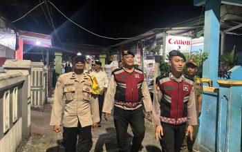 TNI-Polri Bersama Satpol PP dan Potmas Gelar Patroli Malam dan Sosialisasi Layanan 110 Antisipasi Tawuran serta 3C di Kepulauan Seribu Utara