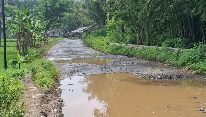Jawab Keluhan Warga yang Keluhkan Jalan Rusak Mataram-Cijaksa Sukabumi, DPU Pastikan Perbaikan Tahun 2026 Ini
