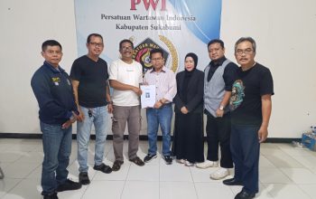 Menuju Konferensi 16 Mei, Abah Anom Resmi Jadi Calon Tunggal Ketua PWI