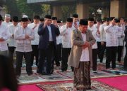 Shalat Iduladha di Balai Kota, Wagub Rano Ajak Warga Jaga Kebersihan dan Kesehatan Lingkungan. 