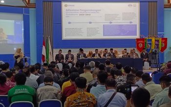 Tantang Mahasiswa UMMI di Milad ke-23, Mendes PDT: Buktikan Bisa Sukses dari Desa